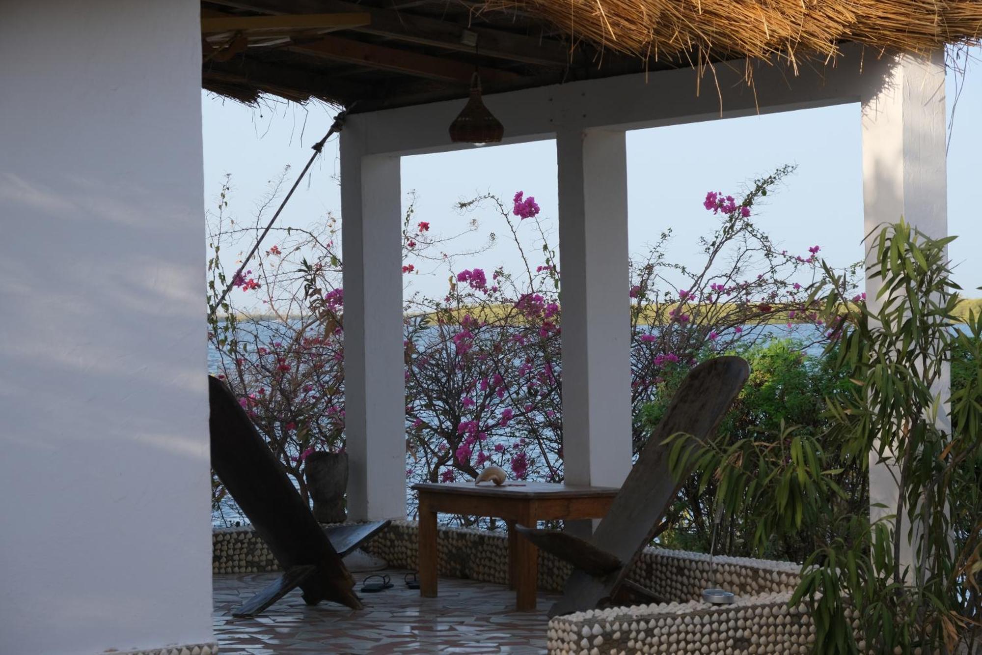 Bazouk Du Saloum Ecolodge Mar Lodj Exterior photo