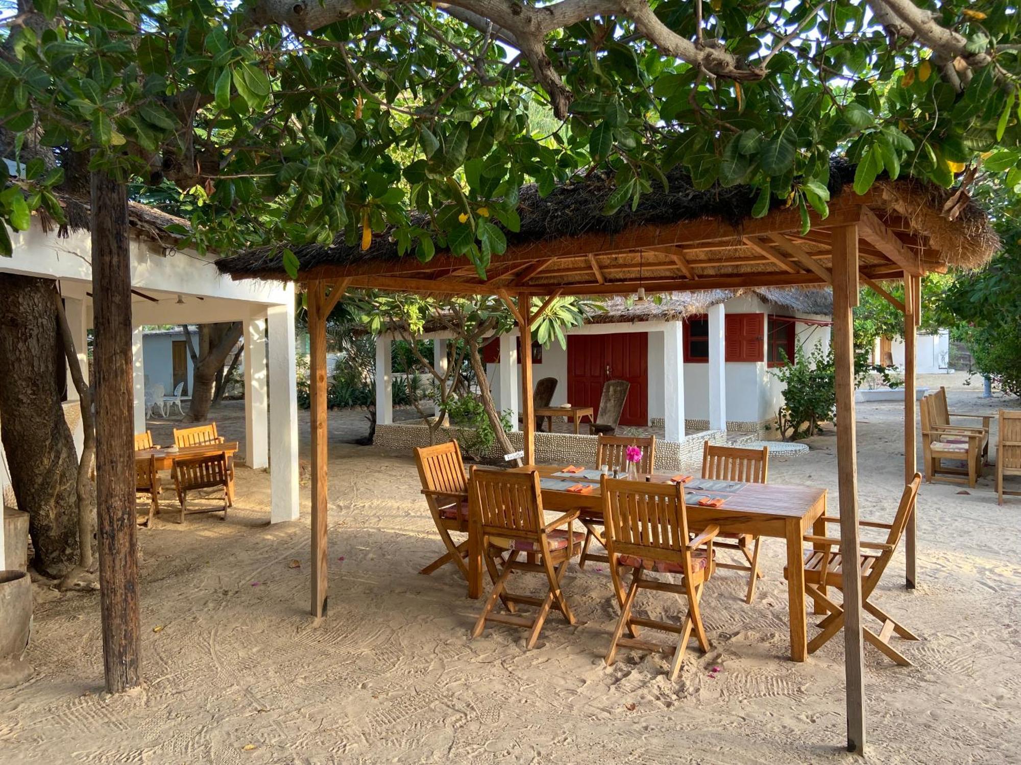 Bazouk Du Saloum Ecolodge Mar Lodj Exterior photo
